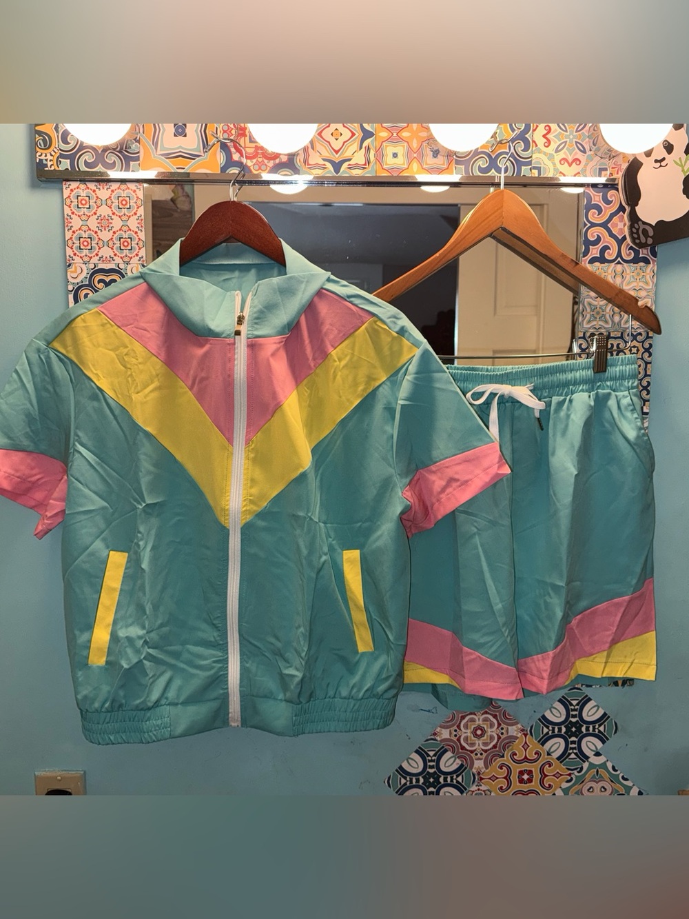 80s Retro Costume Set Neon Windbreaker Shorts Fanny Pack Accessories M